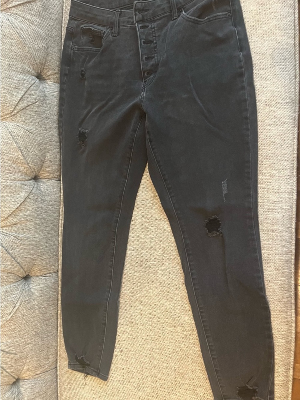Time and Tru Black High-Rise Button-Fly Distressed Skinny Jeans